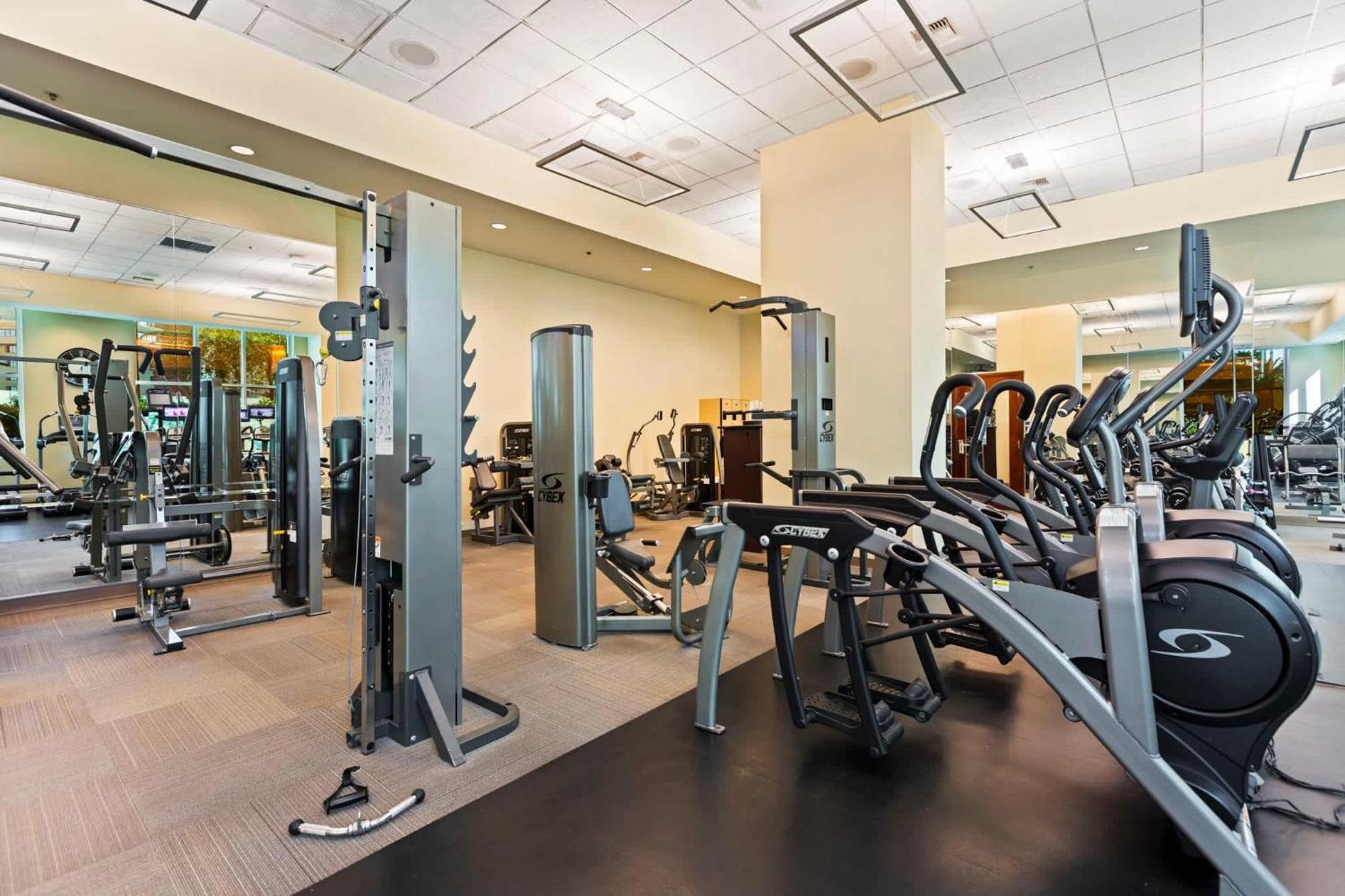 No Fee Penthouse Balcony & Free Valet Holiday home *