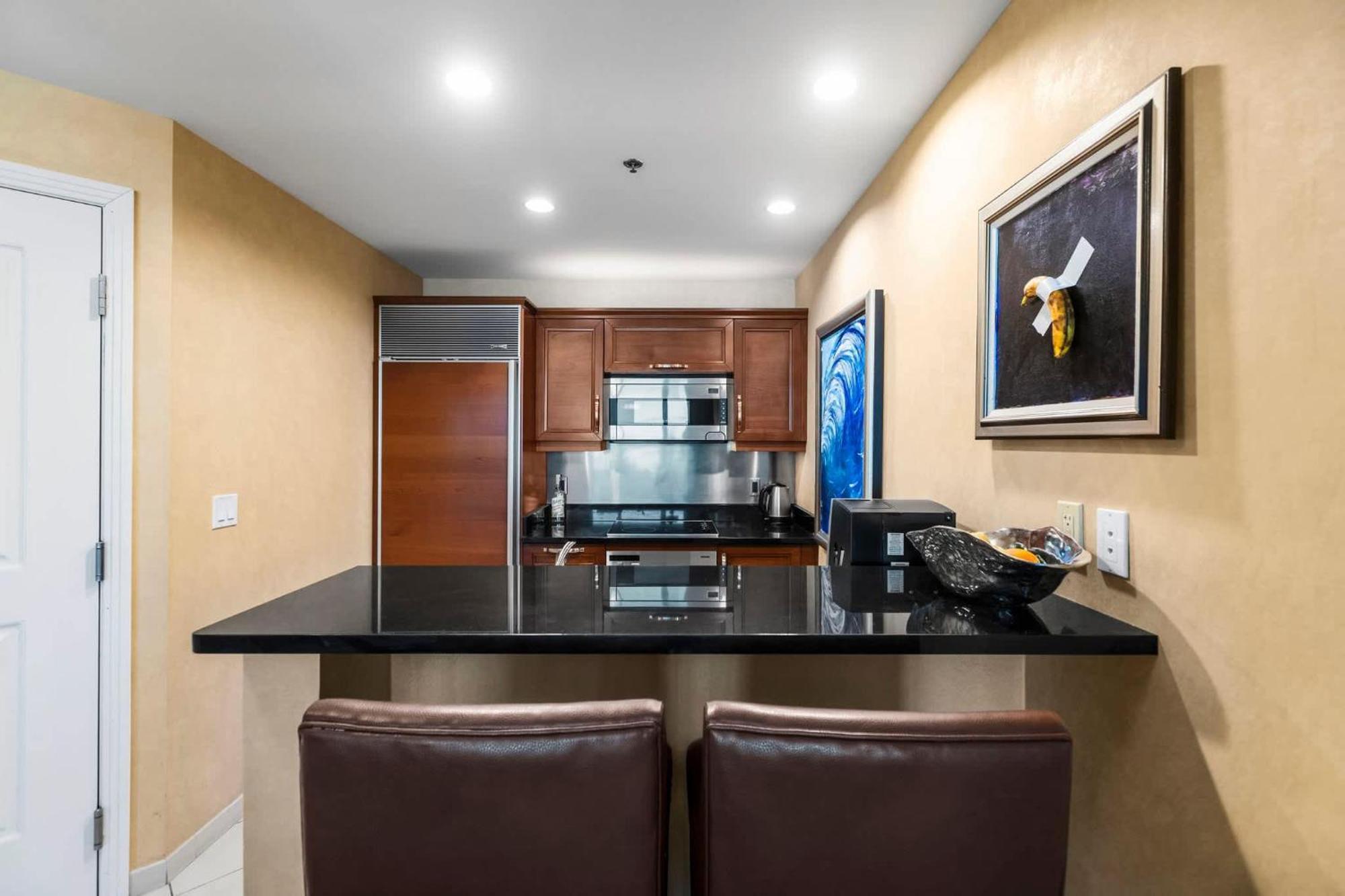 Holiday home No Fee Penthouse Balcony & Free Valet