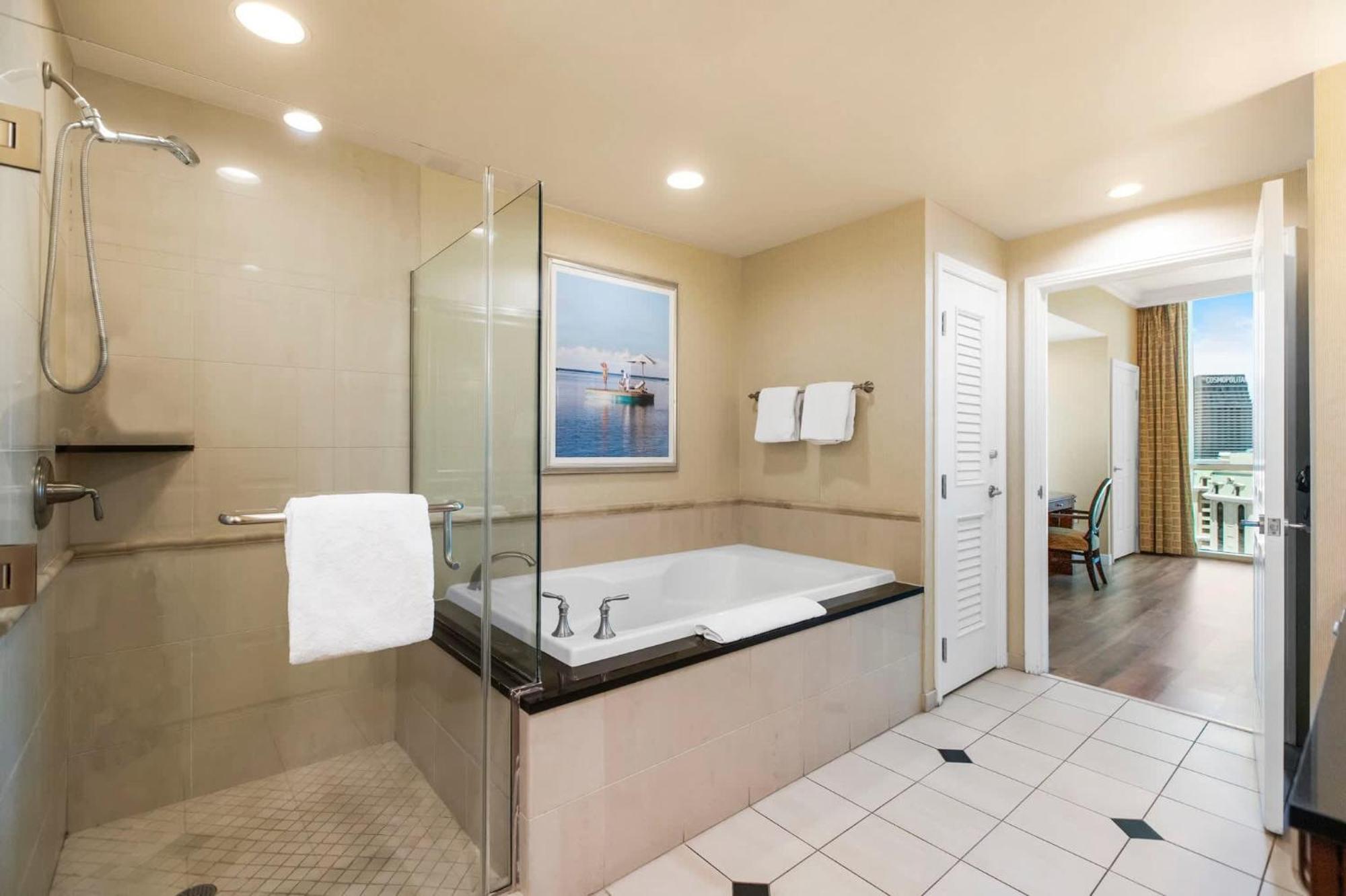 Holiday home No Fee Penthouse Balcony & Free Valet *